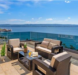 5 bedroom beachfront villa with heated pool near Omis, sleeps 9